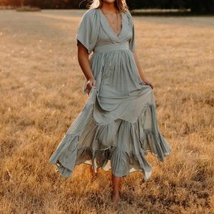 Gorgeous Maxi Dress!!!